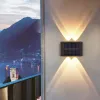 装飾10枚のソーラーウォールランプ屋外の防水ソーラーライト照明照明庭園装飾階段フェンス日光