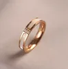 Sense Promise Design of Love Ring New White Buckle Gold Fashion for Women Small et High Trendy avec Cart Rings Original