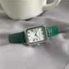 Armbanduhren retro Uhren klassische lässige Quarz -Zifferblatt Lederband Rechteckuhr Mode Handgelenk für Frauen