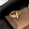 Дизайнерский кольцо для женщины Tiffanybead Ring Ruxury Love Ring T Family Ring Di Family High версия широкая половина бриллиантового кольца упрощенное Т-образное