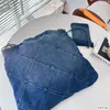 Sac de créateur Denim Sac à vaisselle fourre-tout Backpack Travel Designer Woman Sling Body Sac à main le plus cher avec une chaîne argentée Gabrielle