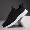 Chaussures décontractées Damyuan Ultralight non-glip baskets pour les hommes confort à mesh respirant Running Plus taille couleur solide hommes