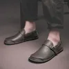 Casual schoenen heren lederen bruiloft zachte man jurk ademende reizen elegantes handgemaakte schoenen lichtgewicht mocassins loafers mannen