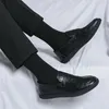 Scarpe casual 38-44 Slip da uomo di guida di alta qualità su suole morbide in pelle estiva sono comodi uomini di design