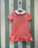 Luxus Girls Vollbrief bedruckte Kleider Sommer Kids Designer Kleidung Kinder Lupe Kurzarm Faltenkleid Z7961