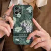 Top Vogue Designer Case de telefone para iPhone 15 14 13 12 11 Pro Max Luxuoso Padrão de letra de tigre Impressão de casca fosca à prova de choque de pele