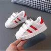 Zapatillas Kid Design White Sneakers Toddlers Girl Boy Mesh Ademende Casual Sport Shoes Kid Tennis 26y Skate Shoe Girls 240423