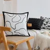 Oreiller des lignes géométriques couvrent Ins Nordic Style Soft Decorative Throw pour canapé décor de maison salon Funda Cojin