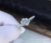 Pierścienie klastra Umq 18k białe złoto Test Diamond Run Divent Cut 1 Ctcolor Moissanite Party Pierścień Classic 925 Prezent biżuterii 4446575