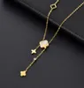 Conception classique Gold Clover Lock Pendant Collier Bijoux pour les femmes Gift4010544