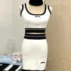 Damesontwerperjurken Casual Dress Summer Fashion 2-delige set rok Sexy Sport Geport Breid Borduurwerk nieuwe rokken nieuwe rokken