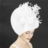 Chapeaux à bord large chapeau seau rose accessoire de cheveux vintage femme plume fascinateur clips de cheveux élégant mariage de fête nuptiale casque de promotion de promotion y240426