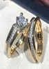 Huitan 2pcs Conjunto de noivas Anel de luxo colorido dourado em forma geométrica Jóias de casamento Mulheres micro pave cz anéis de noivado da proposta de senhora x1792348