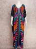 Partykleider 2024 Multikolored Kaftan Bohemian bedruckte V-Ausschnitt Batwing-Amele Maxi Kleid für Frauen Sommer Beach Kleidung Q1342