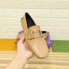 Tasarımcı Deri Sıradan Ayakkabı Erkekler İçin Yaz Loafers Sürüş Ayakkabıları Lüks Erkekler Üzerinde Kayma