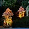 Fairy Garden House Solar Outdoor Status Light Up Chample Figurines Porations de pelouse pour les fées de la cour pour la maison miniature 240429