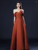 Party Dresses Brick Red Bridesmaid Prom Off The Shoulder Strapless Boat Neck A-Line Satin Train Wedding Celebrity Evening Gowns