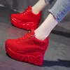 Scarpe casual alla moda da donna all'aperto con sneakers high top piattaforma stivali caviglia basket femme chaussures altezza da donna aumento