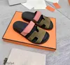 Designer Slipper Slide Sandal Sandles Sandles Shoes Men Classic Beach Beach Slides Mujer casual fuera de las zapatillas Sliders Sandalias de playa 10a con caja35-45