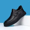 Chaussures décontractées Automne Designer de mode hommes British British Black Black Hautable Haignable augmentant les baskets en cuir