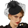 Szerokie czapki z czapki wiadra czapki fascynatorowe czapki dla kobiet 20s 50s Vintage Pillbox Hat Kentucky Derby Fascynatory Flower Veil Hair Clip Wedding Tea Party Hat Y240426