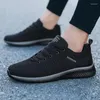 Scarpe casual mesh uomini lac-up leggero comode sneaker traspiranti a piedi Tenis femminino zapatos