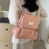 Schooltassen Femalee 2024 Designer Fashion Women Lederen Backack Soft Butterfly Large Female Ladies Schoudertas Y2K Girl Purse