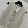 Robes décontractées de base Designer 24 Nouveau insigne de poitrine brodé simple