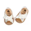 Sandały Baby Girls Sandały Letnie Sandały Modne i urocze potargane mieszkanie Non Slip Casual Sofe Sole Baby Buty Baby Baby Toddlersl240429