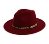 Lady Panama Fedoras Wool Felt Brim Brim Jazz Fedora Chapeaux pour femmes Trilby Derby Gambler Hat avec léopard Print en cuir Buckle5052427