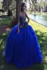 2018 Nouvelle robe de bal royal Boule de bal robes quinceanera hors des épaules volants en bas de concours junior Robe Princess Organza Sweet 16 D3079877