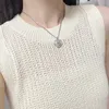 Collar de collar chapado plateado de boutique Diamante de alta calidad con incrustaciones de corazón Collar de diseño Cabecillo de moda para mujer