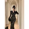 Casual Dresses 2024Vintage Elegant V-Necklace Slimming Dress Women Långärmad bröllop Evening Party Bodycon Robe Autumn Winter One Piece