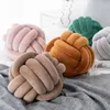 Kussenknoop Knoop Ball Round kussens Home Decor Decoratief esthetisch handgemaakte kaki crème roze wit zwart