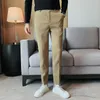 Anzughose Herumn Winter Mode Waffelhose für Männer Kleidungsgeschäft Casual Slim Fit Mens Formal Hosen hohe Qualität 240416