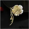 Szpilki, broszki kwiaty dla kobiet elegancka begonia kryształowy luksusowy sześcienna cyrkonia cor lady płaszcz kombinezonu Pins Drop dostawa j dhcva