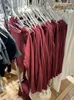 ヴィンテージソリッドロートリムTシャツ女性秋セクシーなスラッシュネックコットン長袖ティーシックハラジュクストリートウェアスリムクロップトップY2K 240418