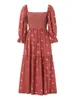 Swuff Ruffle de style de style plage Une ligne maxi robe bohème robe florale femme dame carrée couche à manches longues robe de fête 240410