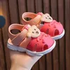 Unisexe Baby Boy Girl Sandals 2023 Summer Beach Toddler Certe Toed Chaussures Born Abfant First Walkers Breathable pour 240423