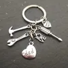 Keychains lanyards hartvormige gesneden letter sleutelhanger liefde hanger voor de beste moederdag cadeau cadeau cadeau sieraden sleutelhanger Q240429