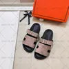 pantoufles concepteurs femmes glissades plate-forme sandales masculines d'été sandale chaussures classiques femme décontractée à l'extérieur de slipper plage réel en cuir de qualité supérieure étiquetage