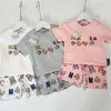 La marque à tendance bébé pour tout-petit se déroule une nouvelle manche courte pour garçons filles nouveau-nés de vêtements de bébé short t-shirt de mode 66-100cm CSD2404303