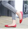 Casual Shoes Rocwickline Sommer- und Herbst Frauen Super High Heels Klassiker Mode reifen Retro sexy Slip-on Spoceed Toe