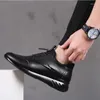 Casual Shoes Men's Leather Spring Mane Business Soft-Soled Non-Slip Breattable All-Match Footwear Internal höjande 6 cm