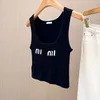 24 Nuovo marca di lusso MIU Black Dress Designer CamiSole Dress Abito Mini Grucca Sweet Sexy Sleeveless Summer Y2K Sceplo a maglia