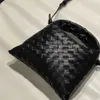 Handbag Venetabottegs Handwoven Heavy Industry Cowhide Handbag Mini Shop Wrist Knitted Bag Advanced Simple Old Money Style
