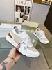 Korrelige kalfsleer gewassen suède mand sneakers geslagen gewassen suède lopers Brunello Cucinelli -ontwerper man casual schoenen trainers sport training sneakers