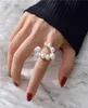 Clusterringe große Perlenringe für Frauen Hip Hop Cooler großer Fingerring Eingelegtes Perlenperlen Mädchen Neue Mode verstellbarer Ring Jewelr6084471