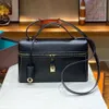 Loro Piano LP Lorospianasl lp19 Luxury Designer Bags Shourdle Handbagsアンダーアームバッグレディース23新しいボックスバッグエキスアバグ本革片側肩斜めの直角ストラッドZVHJ