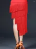 Scena noszona kobiety czerwone multi -warstwowe szyfrowanie frędzle łacińska spódnica taneczna rumba samba tańca trening